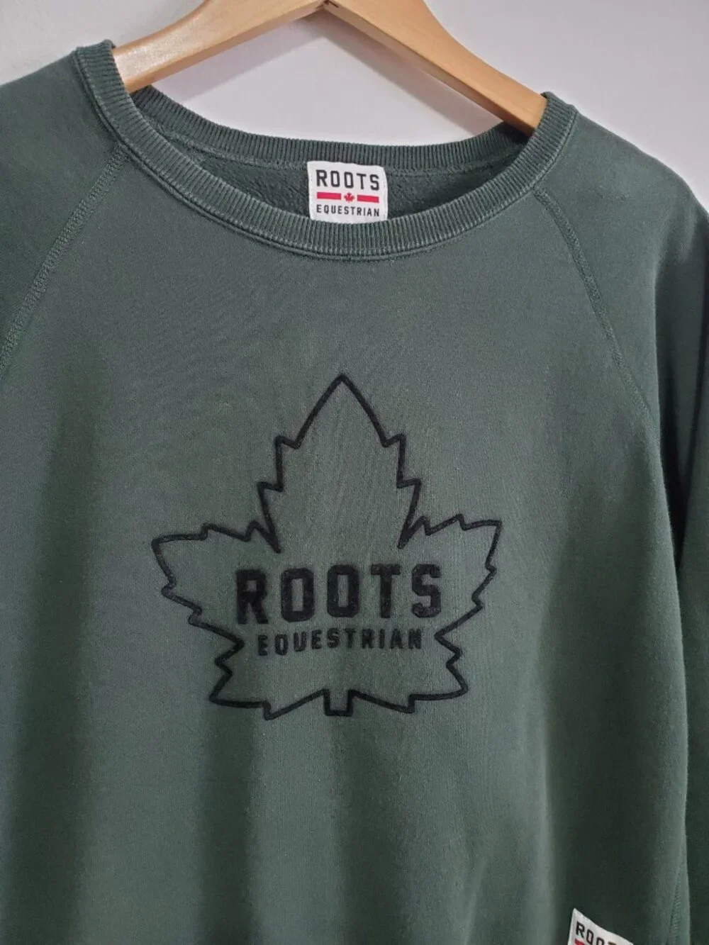 ROOTS Equestrian Sweatshirt Maple Leaf Terrycloth Green Black Women's Medium - Picture 3 of 11